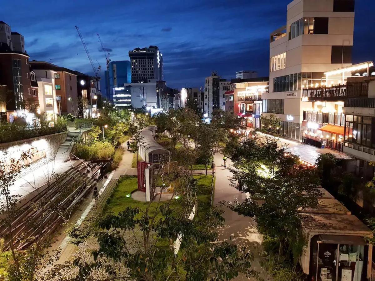 Villa #a6 Open Sale - 5mins To Hongdae Station