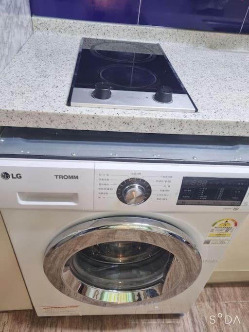 Villa #a6 Open Sale - 5mins To Hongdae Station Seoul