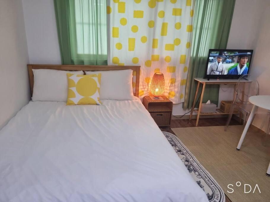 Villa #a6 Open Sale - 5mins To Hongdae Station *