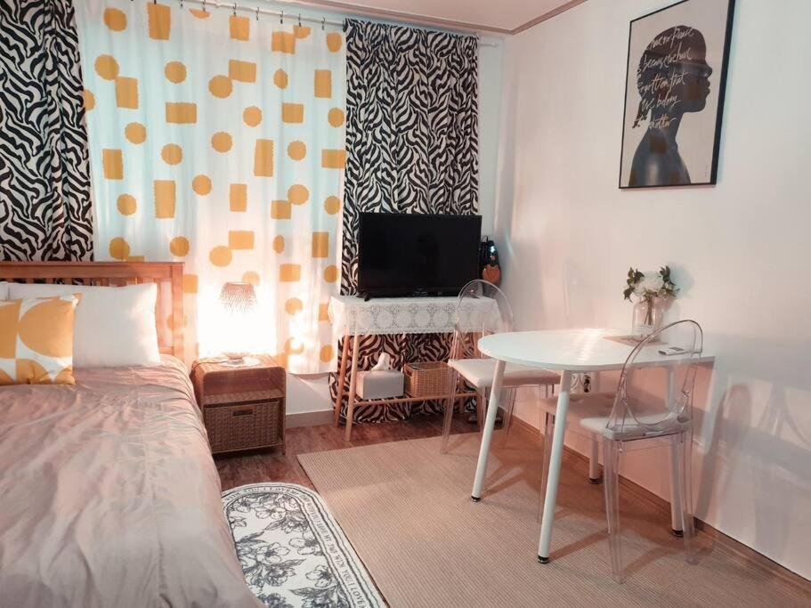 #a6 Open Sale - 5mins To Hongdae Station * Seoul