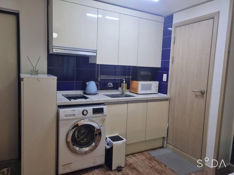 Villa #a6 Open Sale - 5mins To Hongdae Station